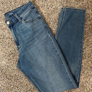Old Navy Wow Straight Jeans 6